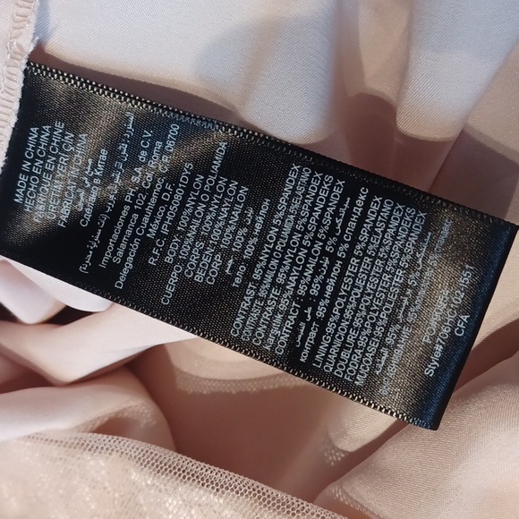 Bebe dress - Picture 12 of 16